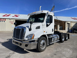 2015 FREIGHTLINER CASCADIA 113 - A9888P
