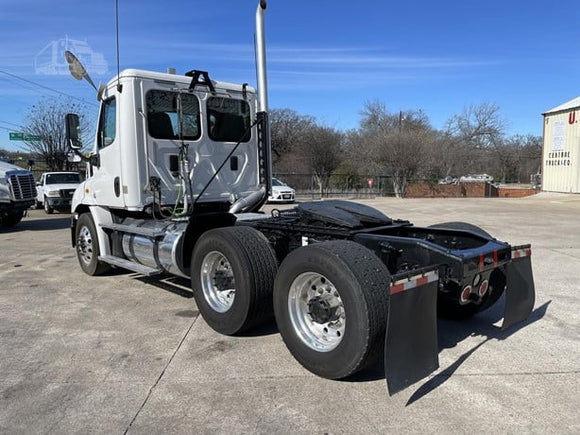 2015 FREIGHTLINER CASCADIA 113 - A9888P