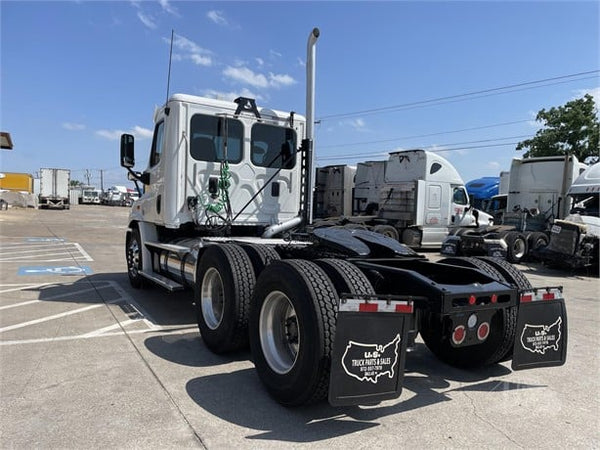 2015 Freightliner Cascadia 113 - A9885P