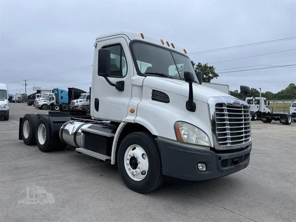 2013 FREIGHTLINER CASCADIA 113 - B0290P