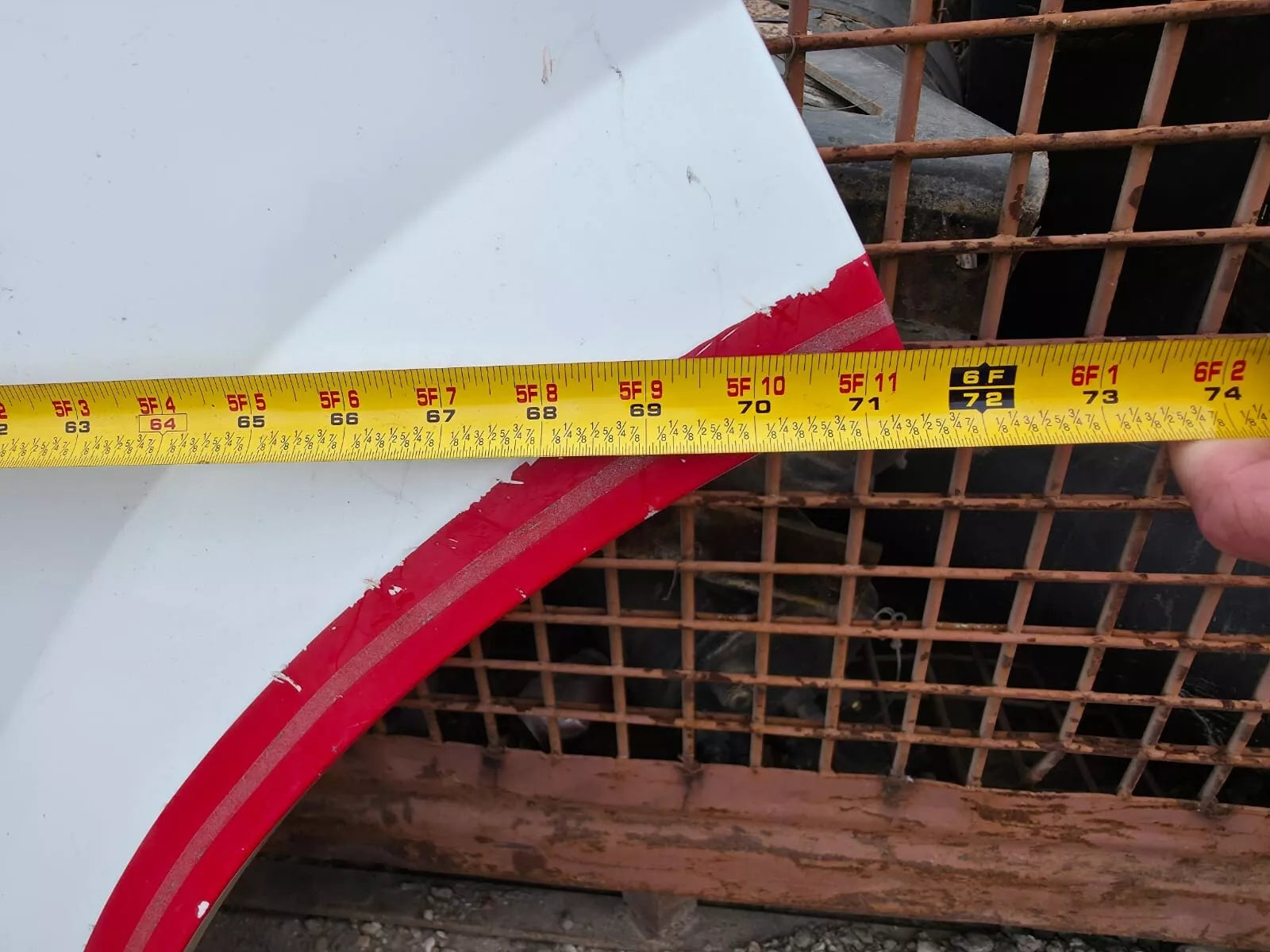 VOLVO VNL CAB SKIRT/SIDE FAIRING