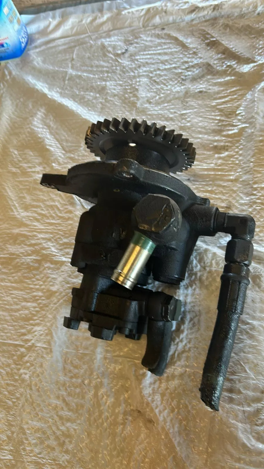 VOLVO D13 DIESEL ENGINE POWER STEERING AND FUEL PUMP - 0