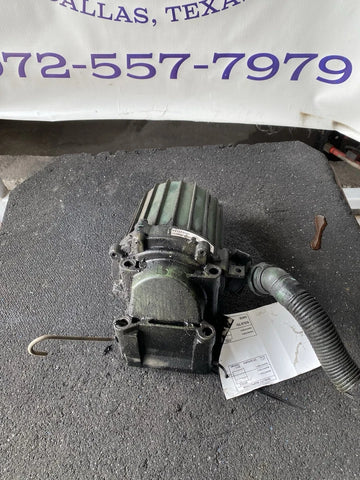 21373547 2016 Volvo D13 Engine Crankcase Ventilation Oil Water Separator